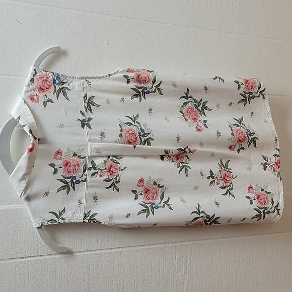 Floral button up sleeveless top - Picture 3 of 4